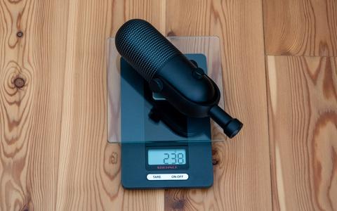razer seiren v3 chroma peso