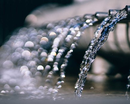por que agua estropea aparatos electronicos