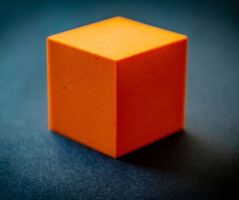 calcular el volumen de un cubo