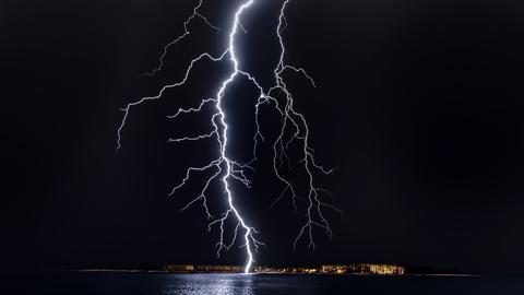 por que rayos suelen caer dos veces mismo sitio