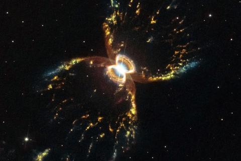 telescopio hubble celebra 29 cumpleanos nebulosa cangrejo sur