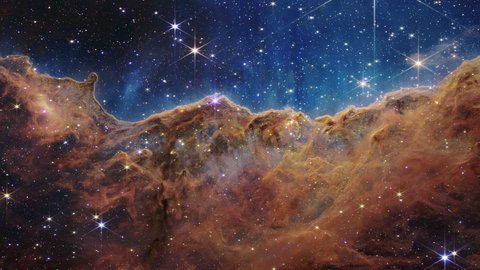 el telescopio james webb de la n a s a capta una tarántula cósmica