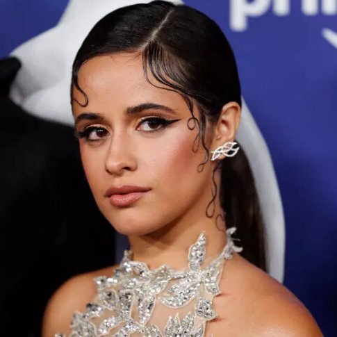 Cómo peinar los baby hairs para un resultado glam?