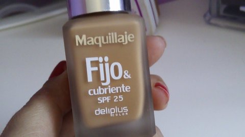 maquillaje fijo y cubriente de mercadona