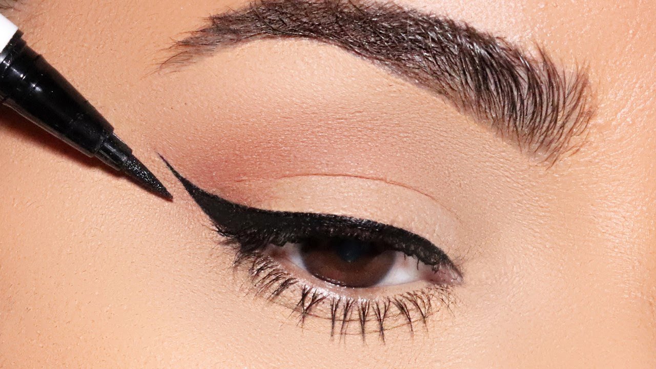 eyeliner