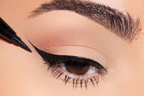 eyeliner