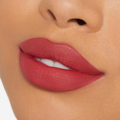 over lip labios