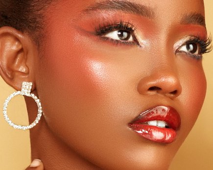 los 6 mejores brillos y bálsamos rellenadores de labios para labios hidratados y carnosos
