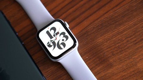 comparativa apple watch series 6 se series 3 esfera