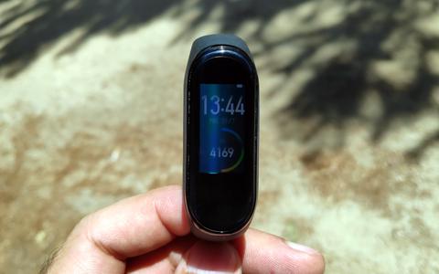 xiaomi mi band 4 pantalla sol
