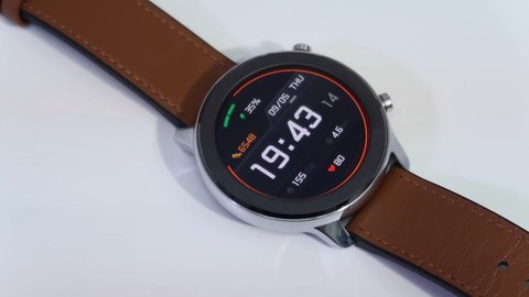 smartwatch barato xiaomi amazfit gtr detalle