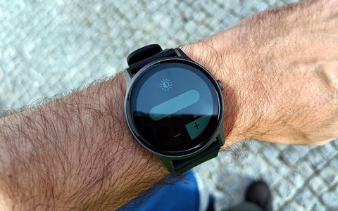 soundpeats watch 2 brillo maximo
