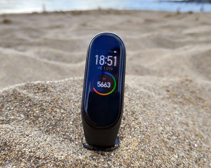 huami confirma que la xiaomi mi band 5 y un reloj amazfit serán lanzados muy pronto