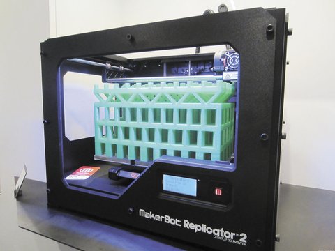 como ganar dinero con impresoras 3d maquina