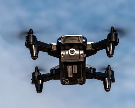 análisis del dron d e e r c d20, ideal para principiantes