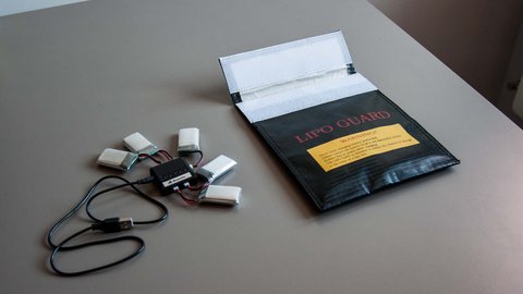 review syma x5c 1 bolsa proteccion baterías lipo