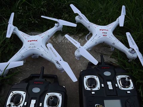 syma x5c vs syma x5c1 derecha