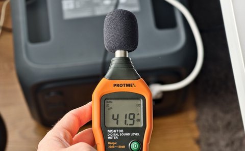 bluetti elite 300 nivel sonoro ventilador suave