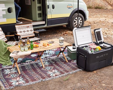 conoce la nueva nevera portátil b l u e t t i swap solar ideal para nuestras escapadas
