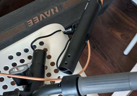 navee gt3 pro cable blanco