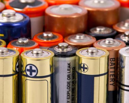 pilas alcalinas vs. pilas de litio