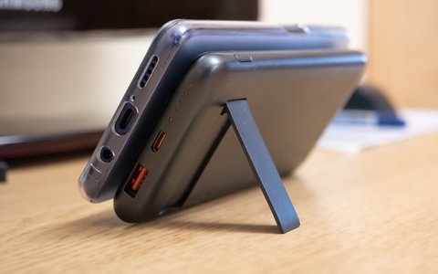 aukey pb wl02 pata trasera