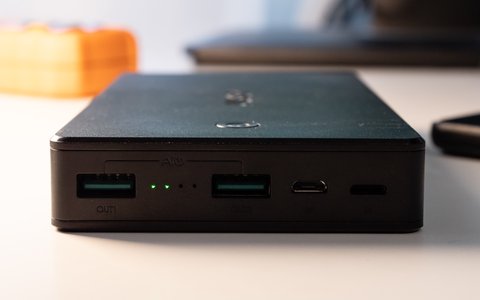aukey pb n36 led estado