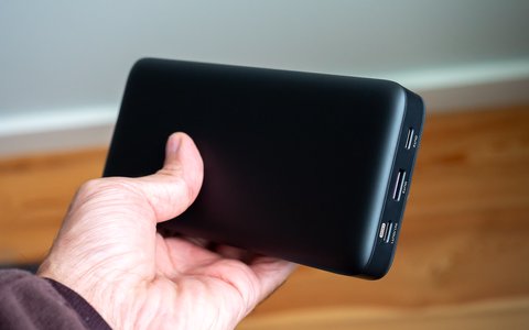 ugreen 145w power bank for laptop construccion