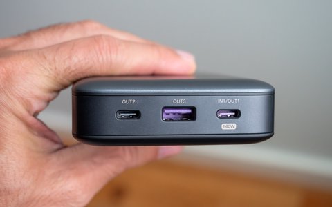 ugreen 145w power bank for laptop detalle