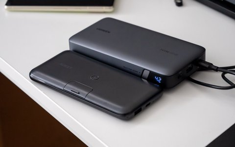 ugreen 145w power bank for laptop dimensiones