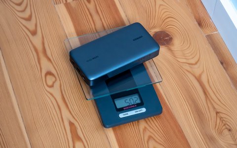 ugreen 145w power bank for laptop peso
