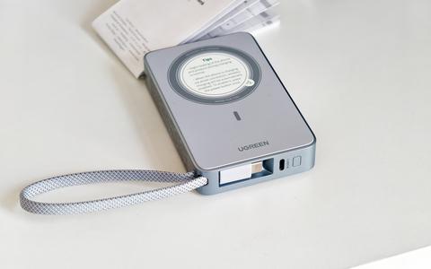 ugreen 25w magnetic power bank 10000mah detalle