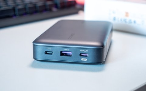 ugreen nexode 100w 20000mah puertos