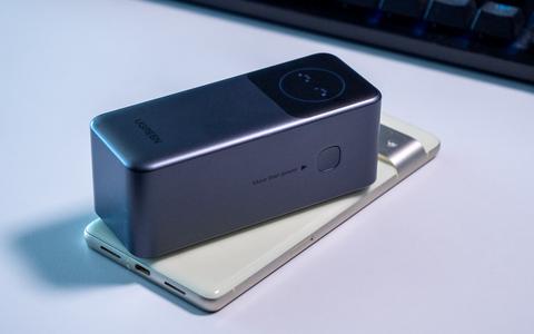 ugreen nexode power bank 100w 12000mah dimensiones telefono