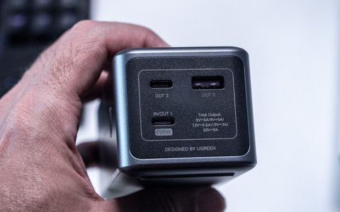 ugreen nexode power bank 130w 20000mah puertos