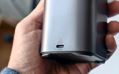 ugreen nexode power bank 20000mah 145w puerto detras
