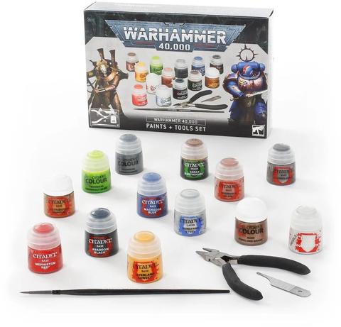 set de pinturas y herramientas
