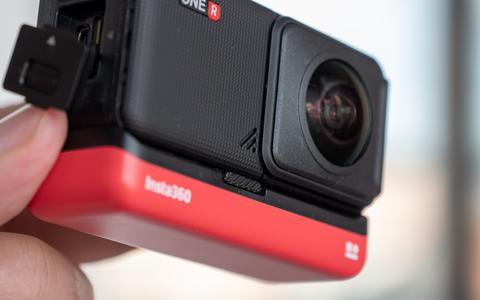 insta360 one r bateria