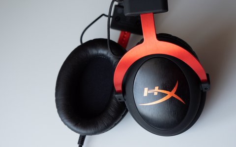 hyperx cloud ii lateral