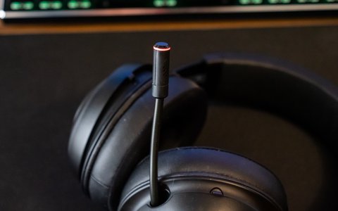 razer kraken ultimate microfono desplegado