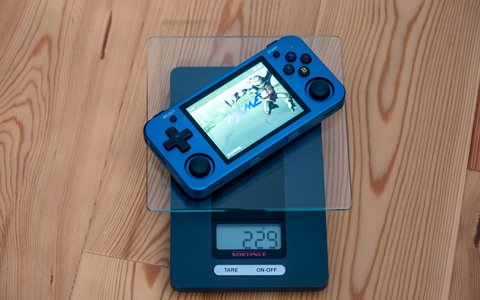 anbernic rg353m peso
