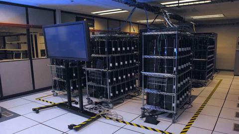 supercomputador condor cluster