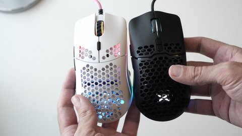 delux m700 vs model o