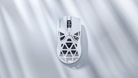 razer presenta su ratón estrella en color blanco, el razer viper mini signature edition white