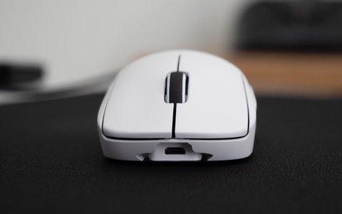 logitech g pro x superlight frontal