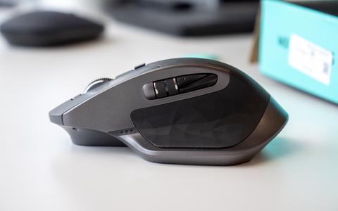 logitech mx master 2s lateral