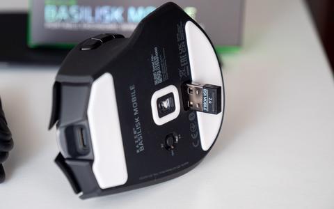 razer basilisk mobile base hueco dongle