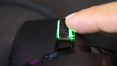 razer basilisk v2 scroll horizontal