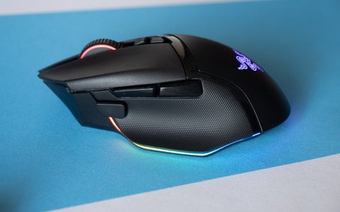 razer basilisk v3 pro 35k lateral