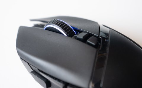 razer basilisk v3 pro 35k scroll